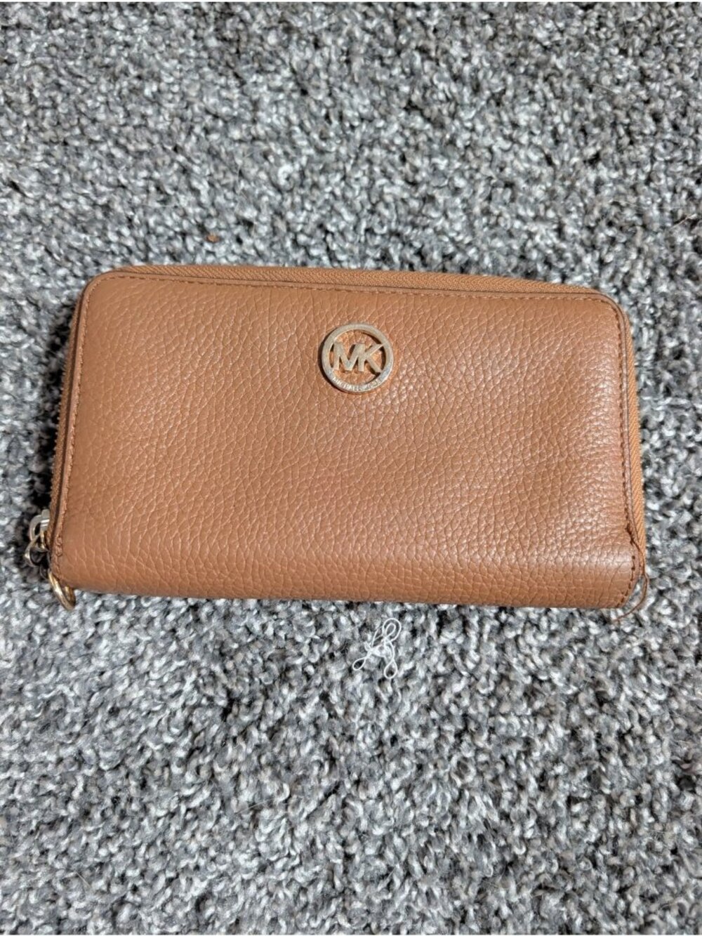 Michael Kors Brown Zip-Around Women's Wallet Logo Zipper Credit Card Flaw